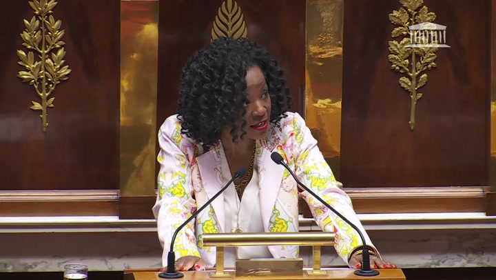 Béatrice Bellay : 'Un acte trop timide pour la Martinique caribéenne'