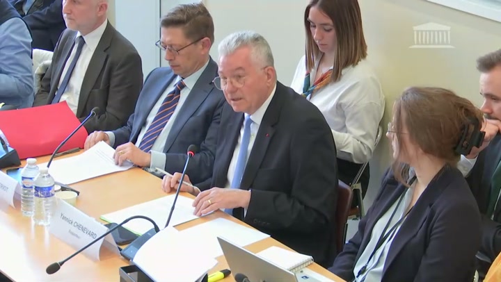 Critique acerbe de l'allié américain inconstant