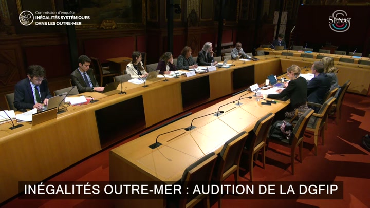Débat houleux sur la régularisation foncière à Mayotte
