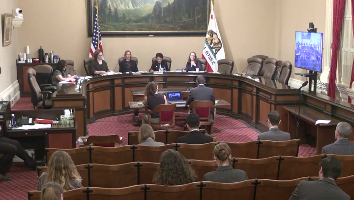 Seaweed & Vaccines: Game-Changing Methane Reducers for Cows