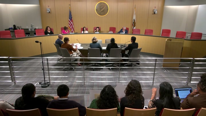 Why Community Schools Aren't 'Cookie Cutter'—Accreditation Debate
